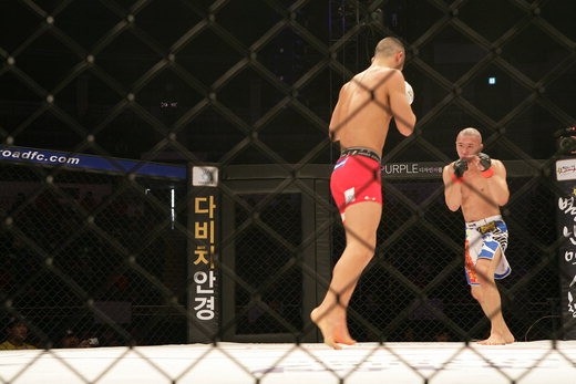 6면 브랜드 마케팅 관련사진 1