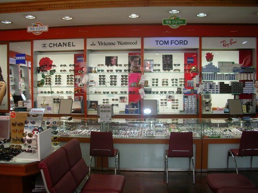 21면 안경원 사진