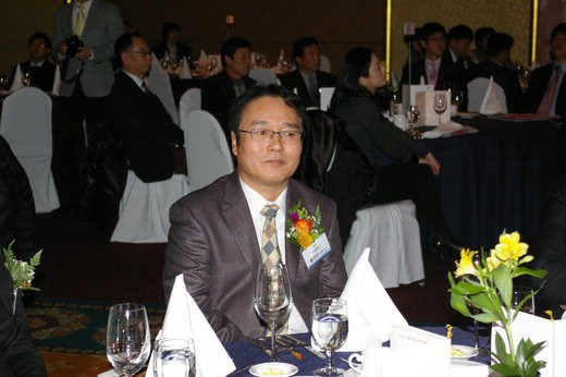 안경박사 홍성진 대표