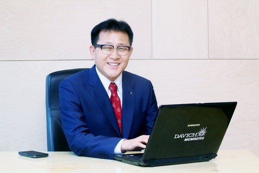 20면 김인규 대표 사진 교체용입니다.