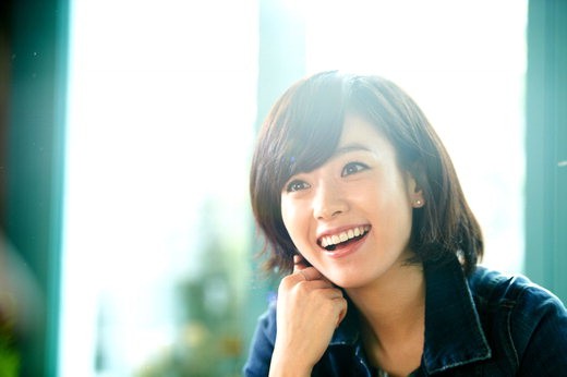 20면 카운셀링 한효주_환한 미소