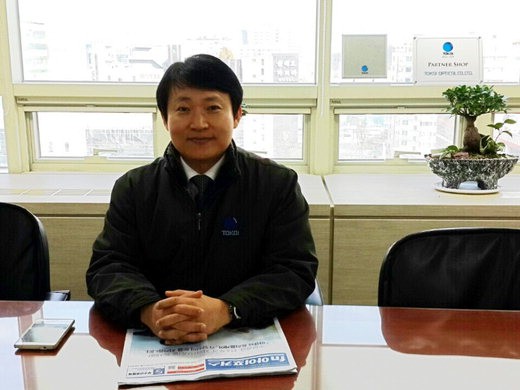 10면 이승우 차장(토카이렌즈)