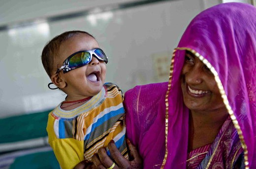 사필로코리아  Andy Weekes Sightsavers