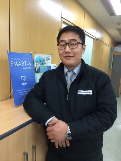 10면 데코비젼_윤희완과장