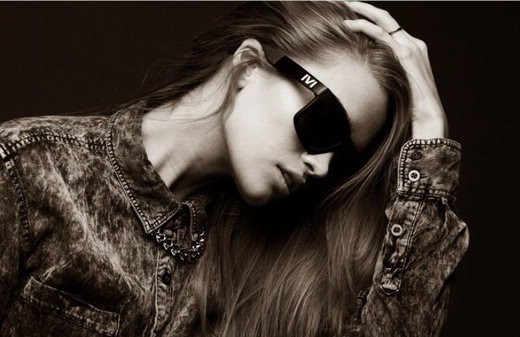 IVI_WomensLookbook-21