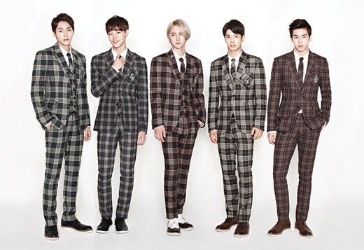 한중합작 아이돌 그룹 '유니크'