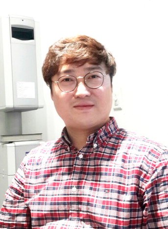 전용재(웨이브)