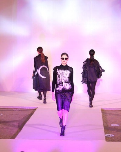 단신-다비치 강동대와 패션쇼