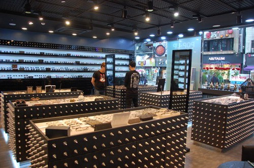 세컨페이스 매장전경