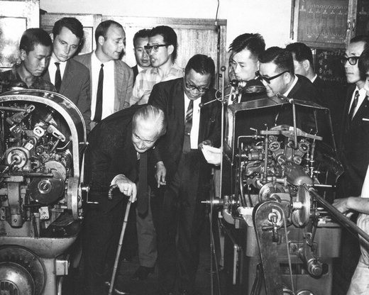 독일 수입,나사 깎는 기계