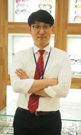 박재현안경사