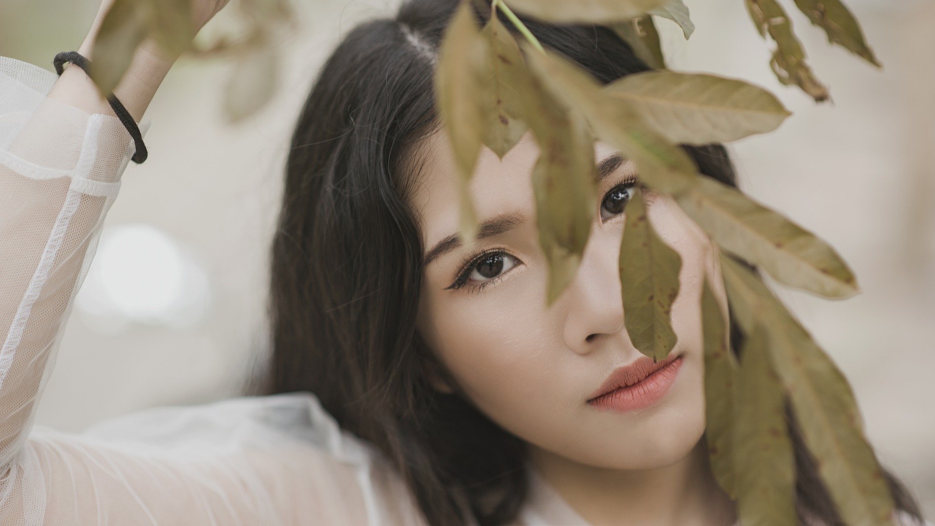 쌍꺼풀 수술 후 제대로된 관리를 해야 붓기도 빨리 가라앉고 부작용도 나타나지 않는다(사진=픽사베이)