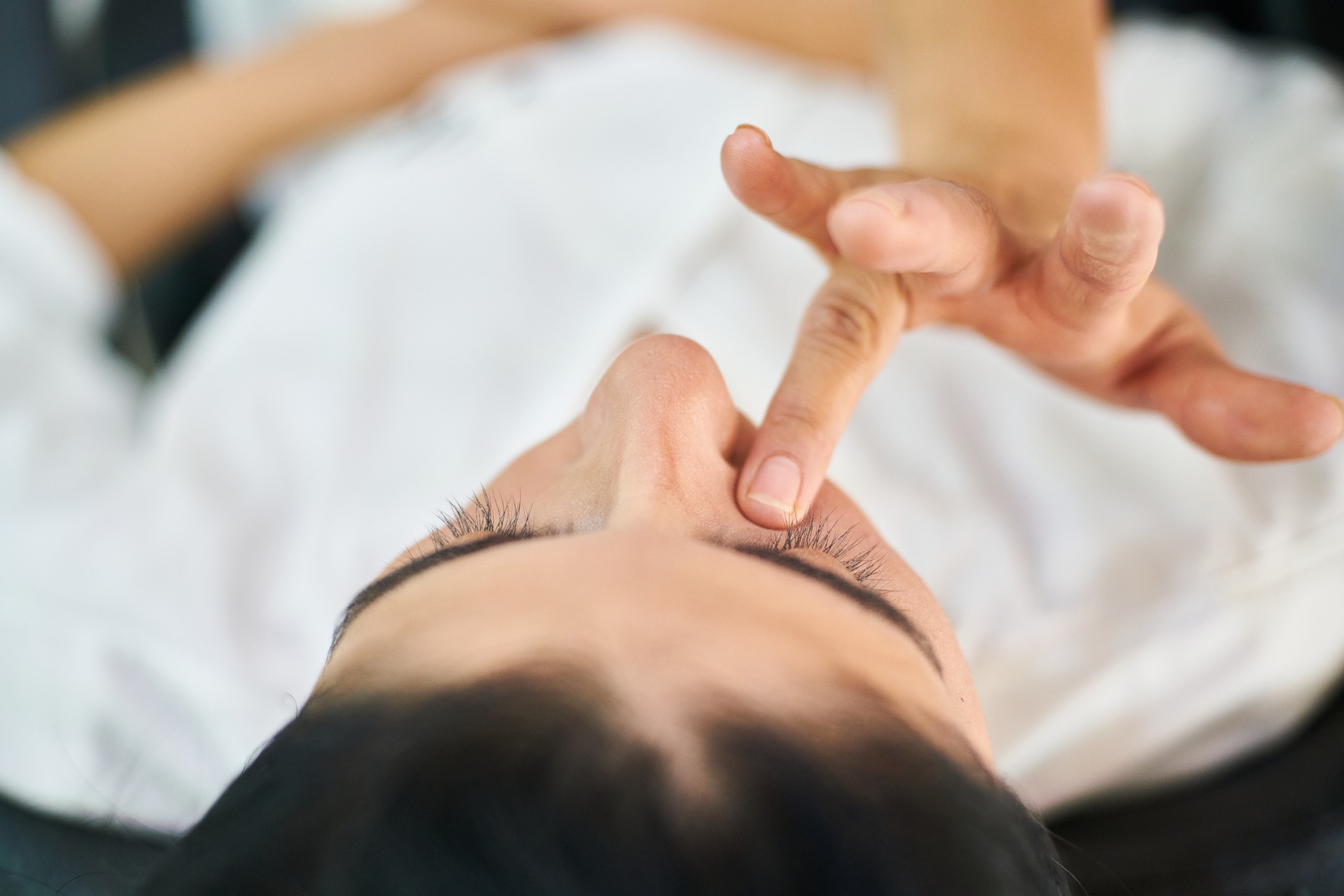 쌍꺼풀 수술을 받은 후 관리는 정말 중요하다(사진=픽사베이)