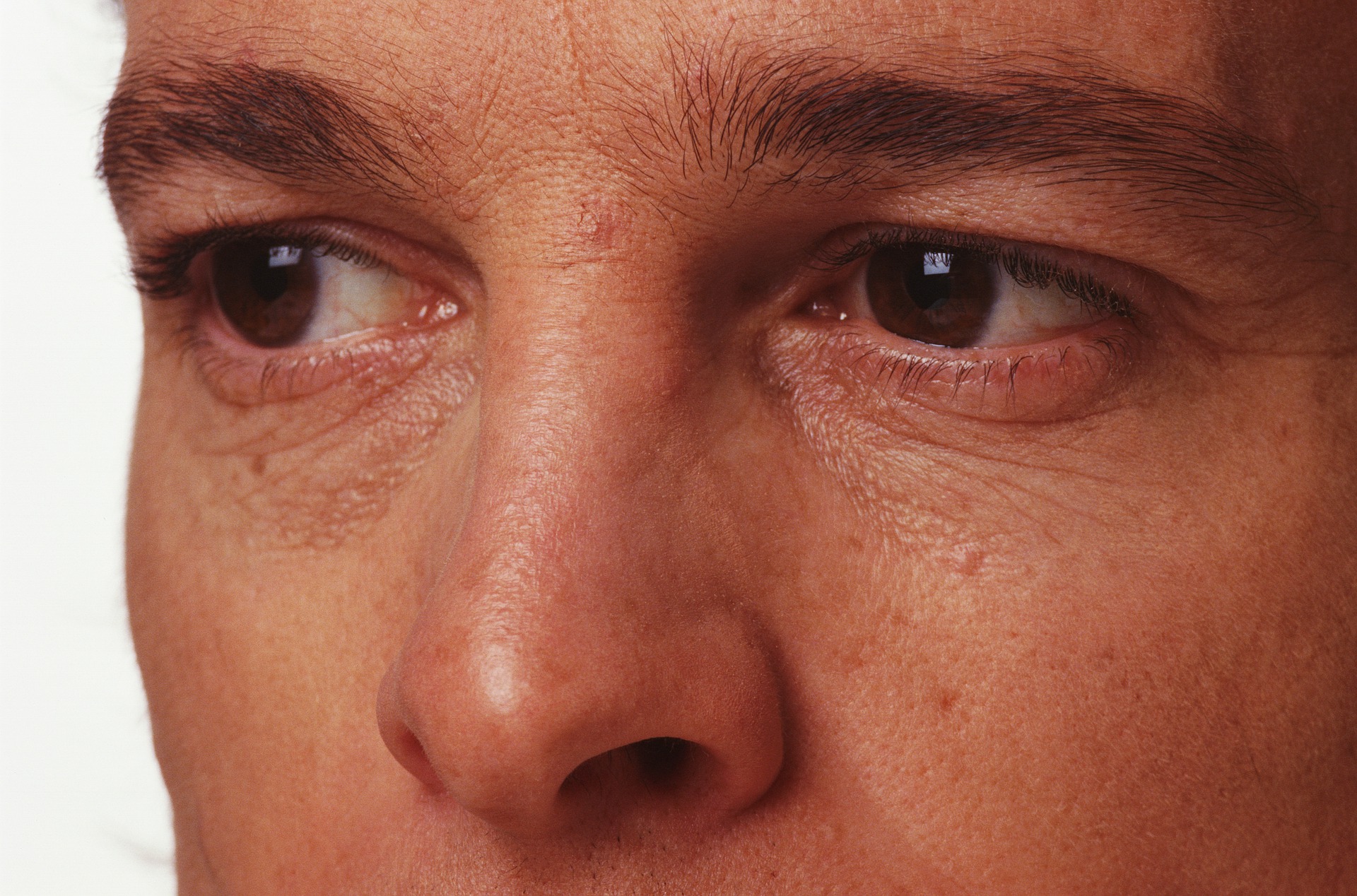 어떤 인상을 주고 싶은지에 따라 눈썹 모양은 달라진다 (사진=픽사베이)