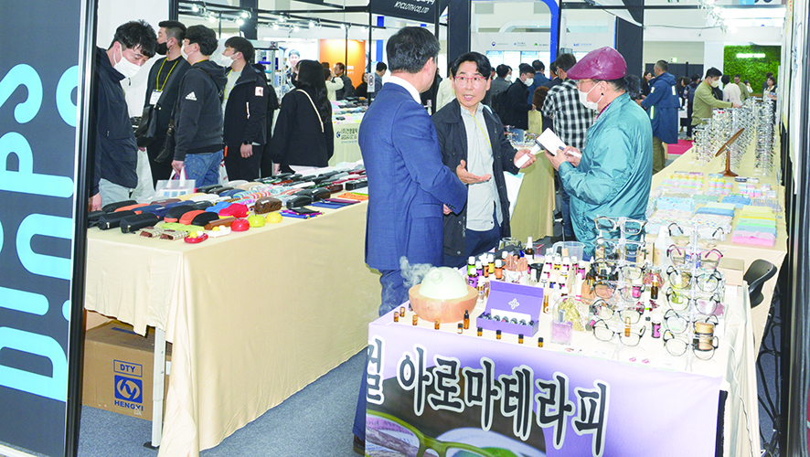 에이스옵틱 부스 모습